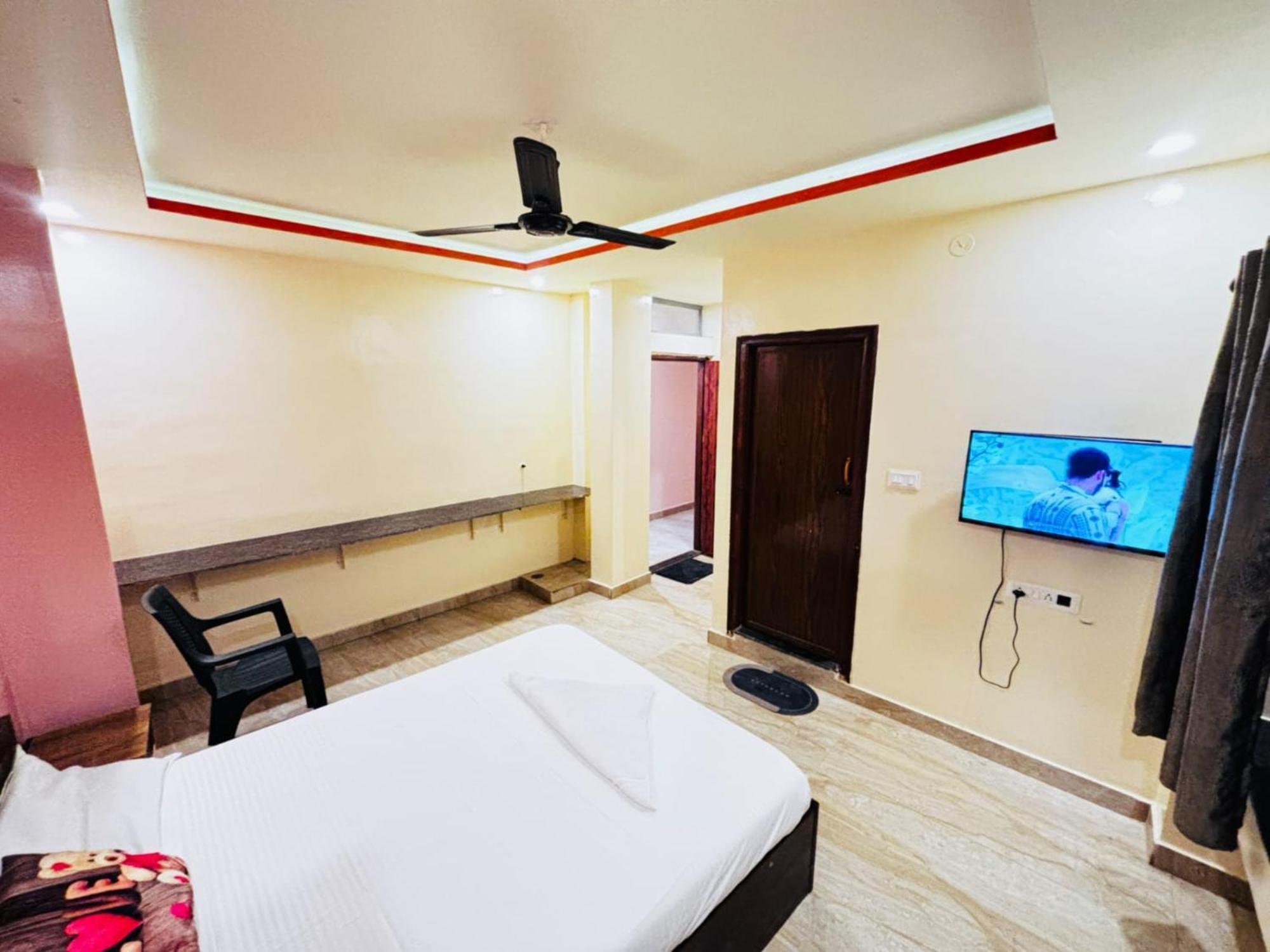 Hotel New Royal Ruby - Electronic City Phase 1 Kammasandra Экстерьер фото