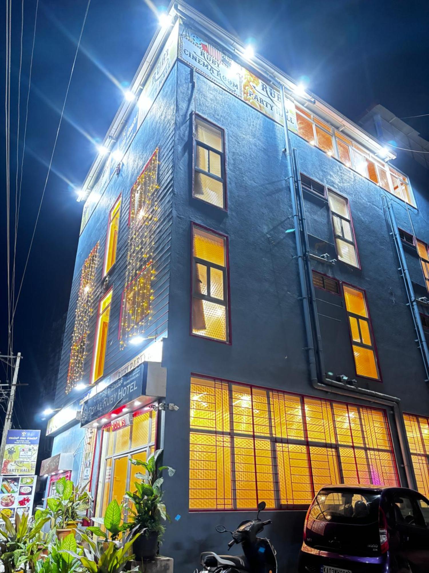 Hotel New Royal Ruby - Electronic City Phase 1 Kammasandra Экстерьер фото