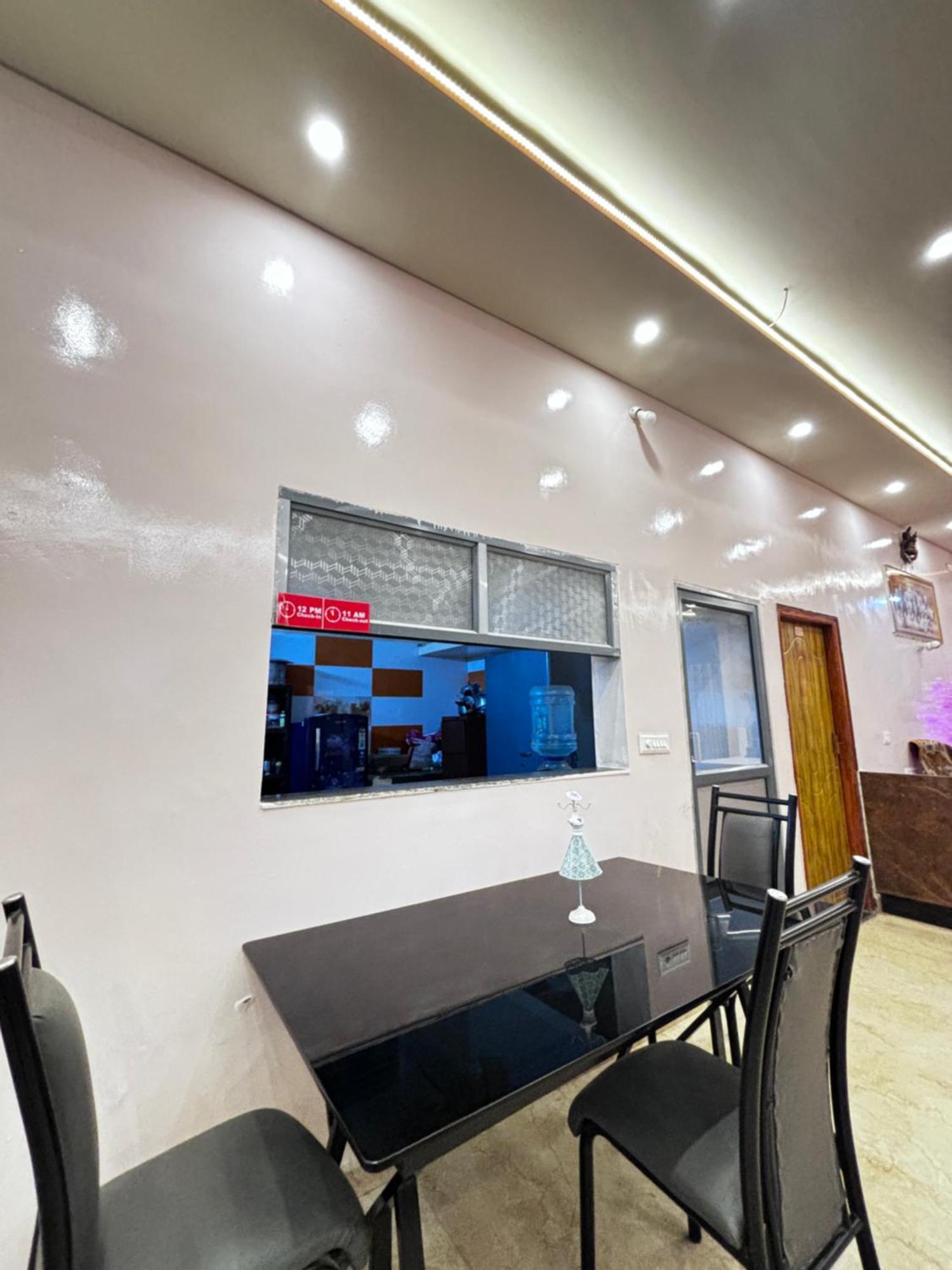 Hotel New Royal Ruby - Electronic City Phase 1 Kammasandra Экстерьер фото