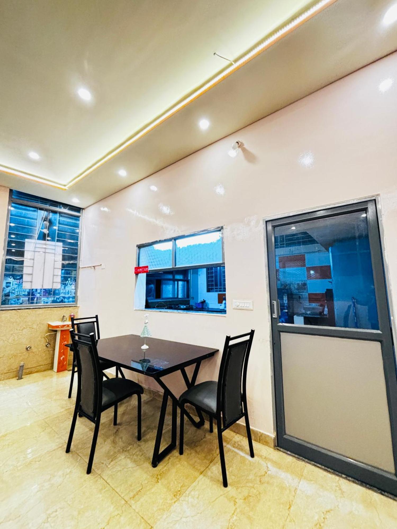 Hotel New Royal Ruby - Electronic City Phase 1 Kammasandra Экстерьер фото